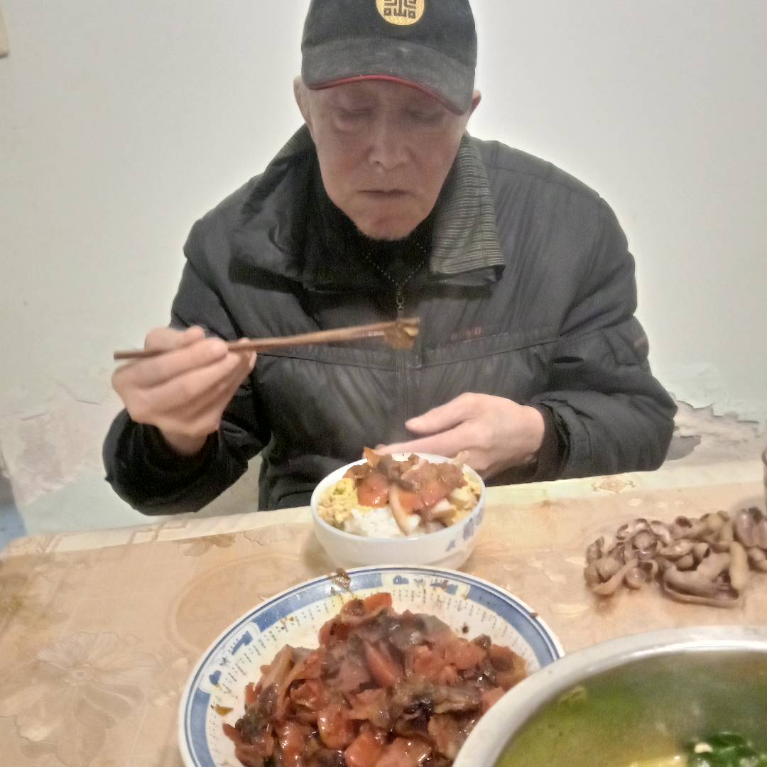请冬各位朋友帮帮忙谢谢