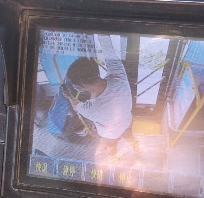 鳏寡孤独回家难,世态炎凉无人问