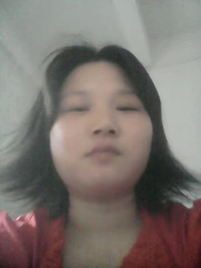 这是我的亲姐姐，失踪5年了，希望能再此找到