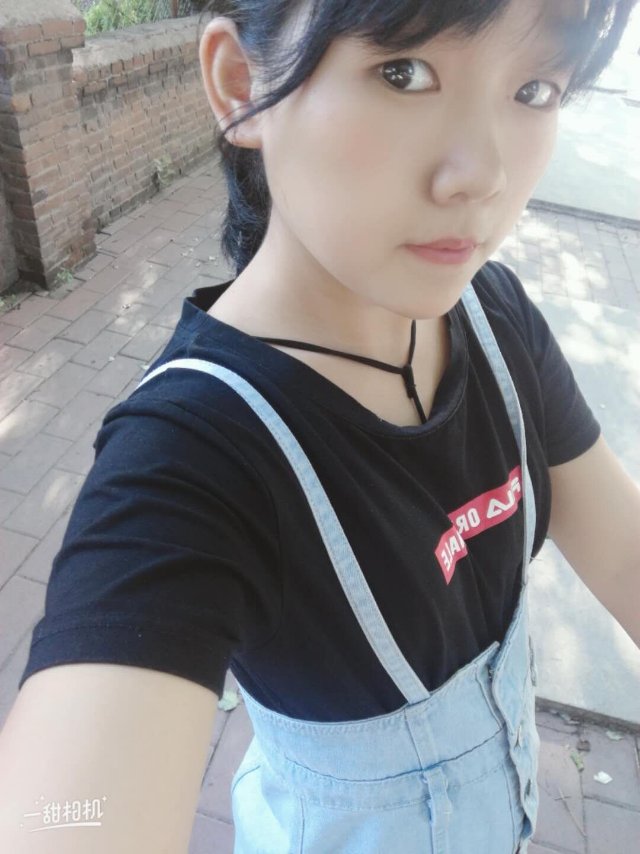 早点儿回来吧,我在家等你媳妇儿。