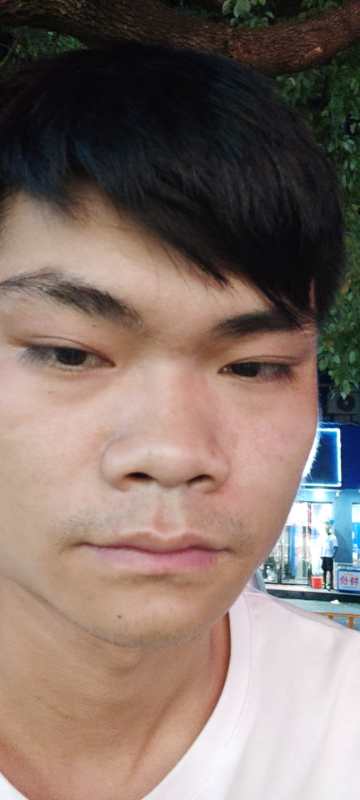 希望各位朋友帮帮忙！