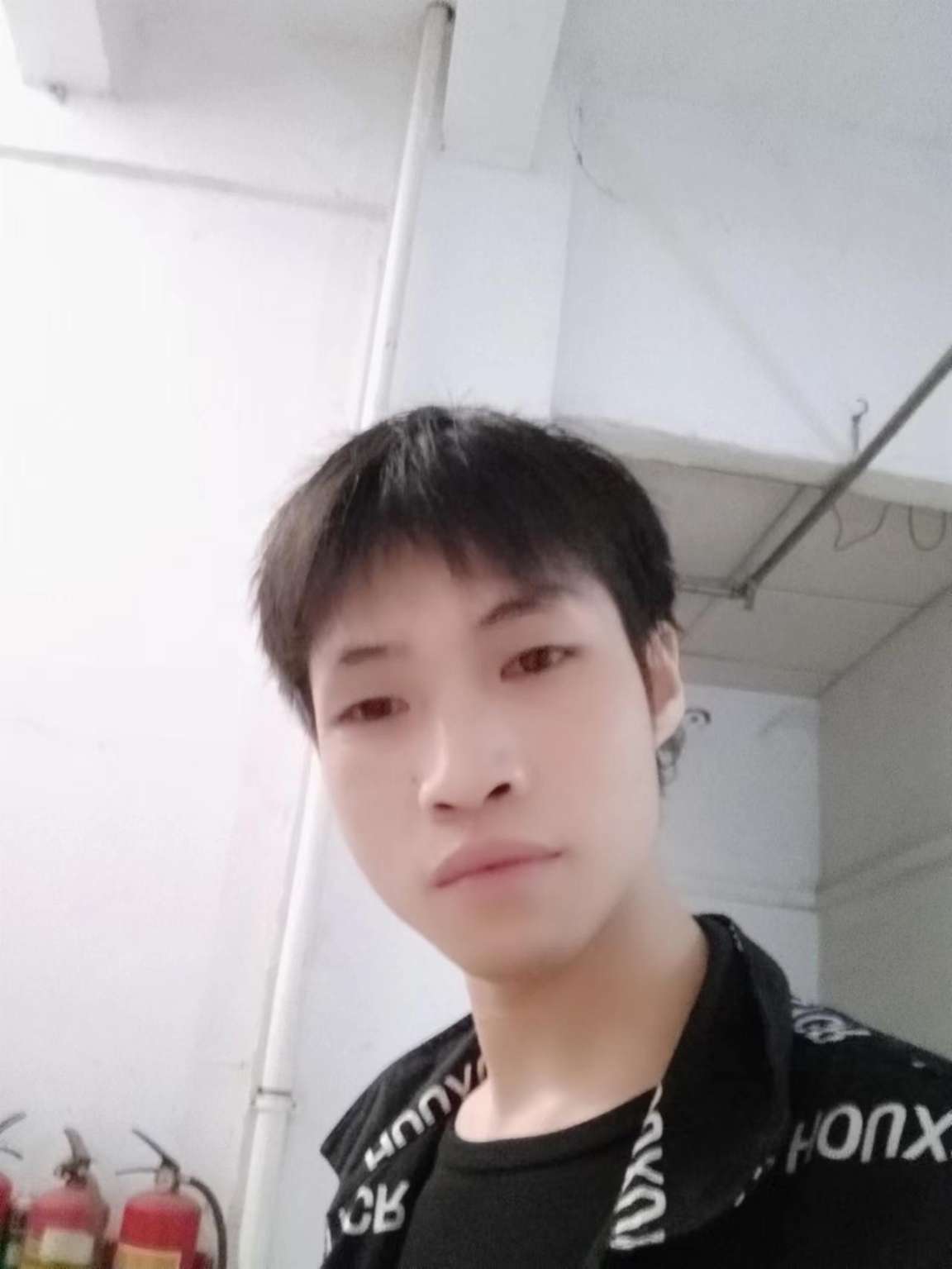 寻找失散两年的弟弟蒋康