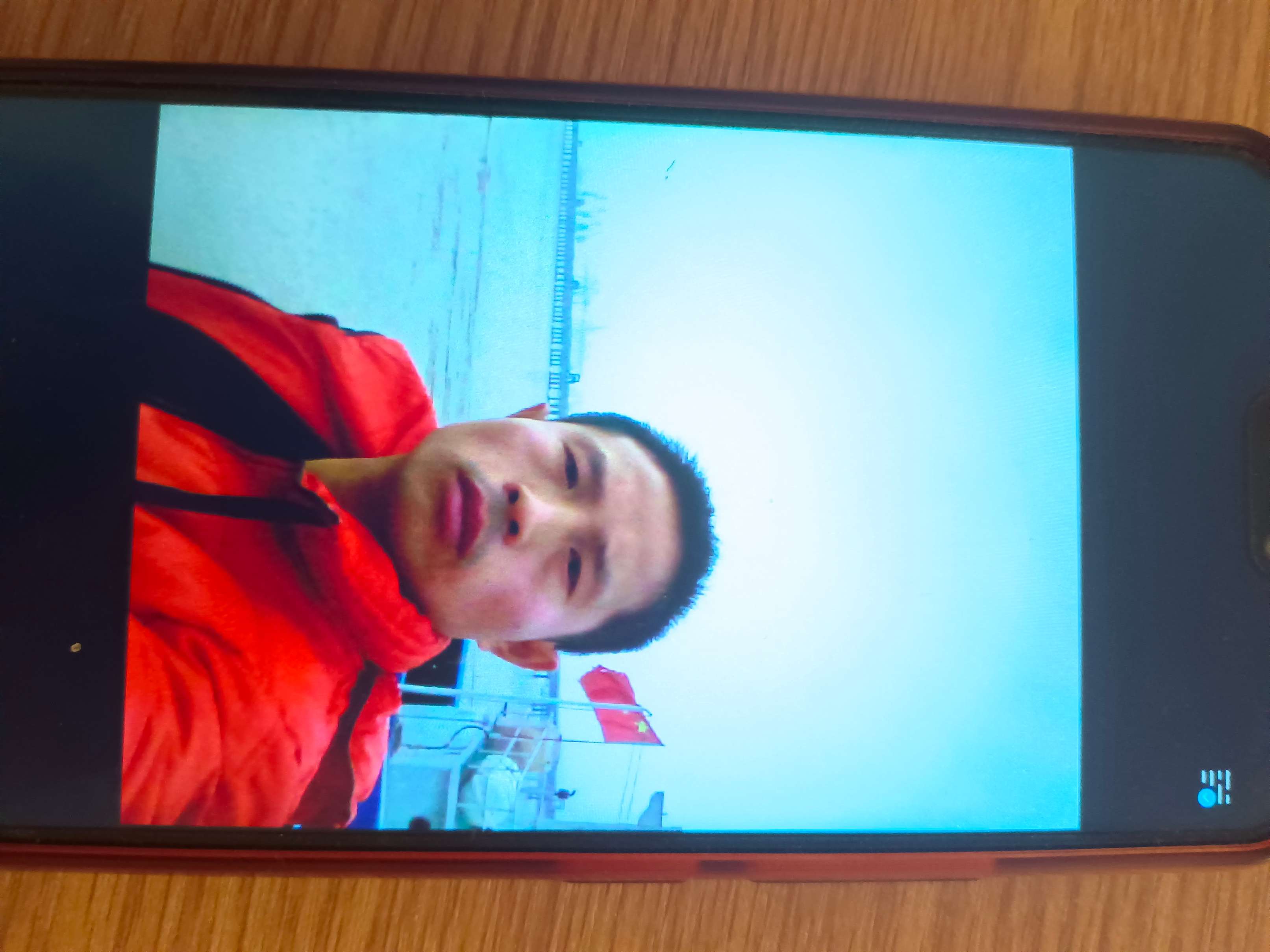 爸妈在家里等你回家