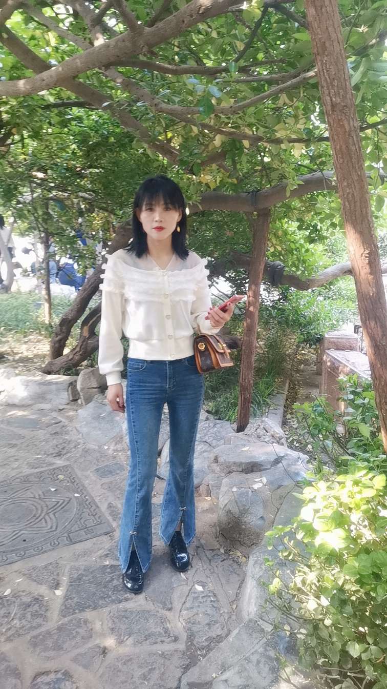 谢谢好心人见到这位女士提供信息!