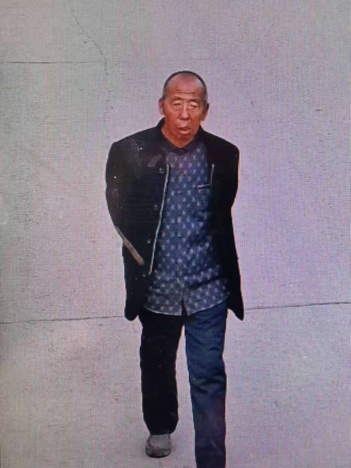 找爷爷，希望早日找到爷爷，让爷爷可以过安稳的日子