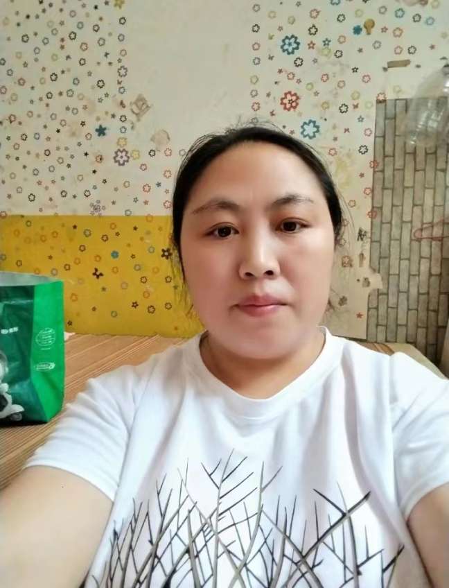 因本人是越南户口，苗旺县，龙南屯，小孩白血病无照顾